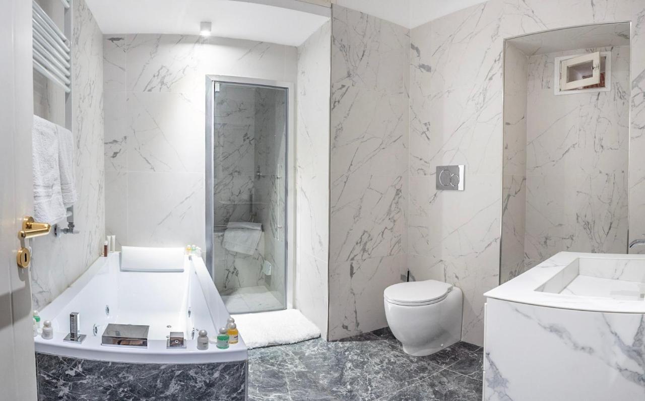 Domus Nannini Spa - L' Arco Di Matteotti Siena Zewnętrze zdjęcie
